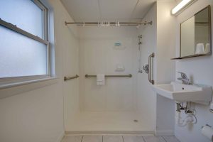 Sahara Motel bathroom with handicap accessible shower