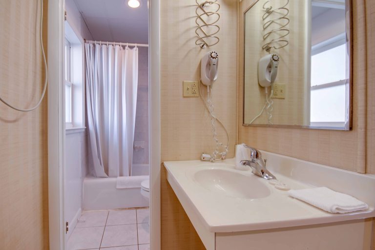 Sahara Motel bathroom vanity with hair dryer