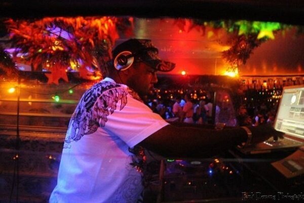 DJ Tuff at Seacrets May 5 @ 9:00 pm - 9:00 pm DJ Tuff at Seacrets