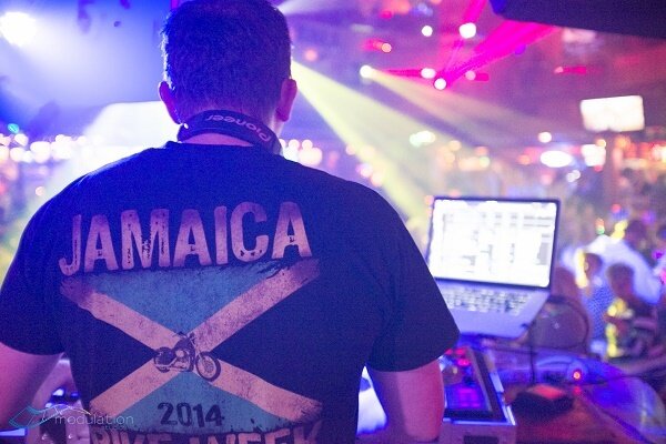 DJ Cruz at Seacrets Jamaica May 25 @ 12:00 am - 12:00 am DJ Cruz at Seacrets Jamaica