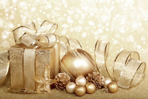 Holiday Wrappings Luncheon & Fashion Show December 10 @ 10:30 am - 2:00 pm Holiday Wrappings Luncheon & Fashion Show