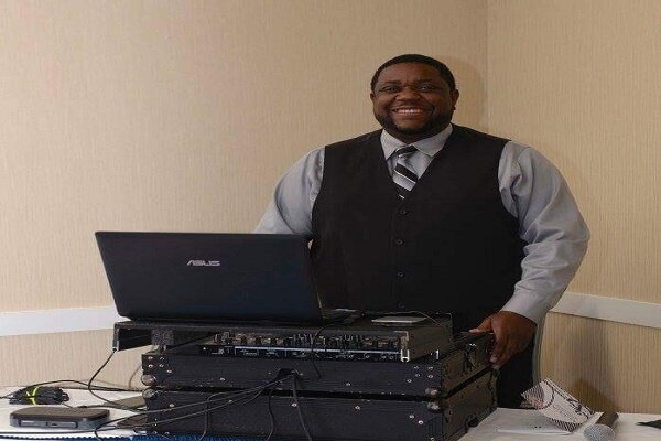 Join DJ Wax at Hooters of West Ocean City September 14 @ 4:00 pm - 8:00 pm Join DJ Wax at Hooters of West Ocean City